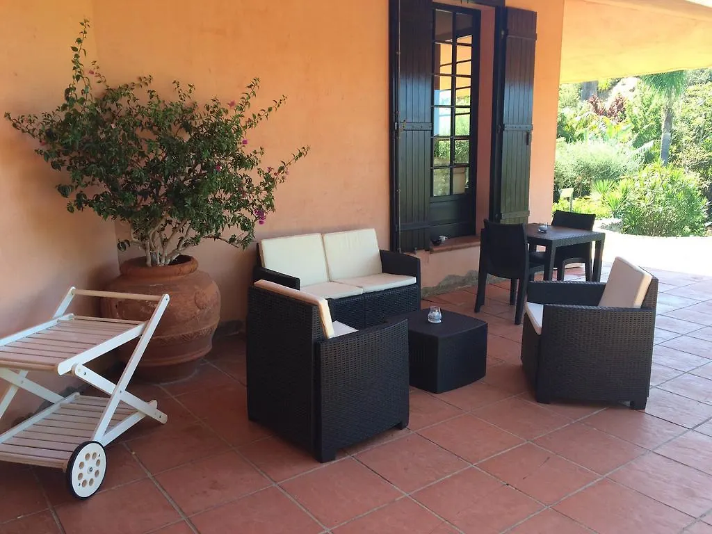 A Casa Di Angela B&B Carbonia